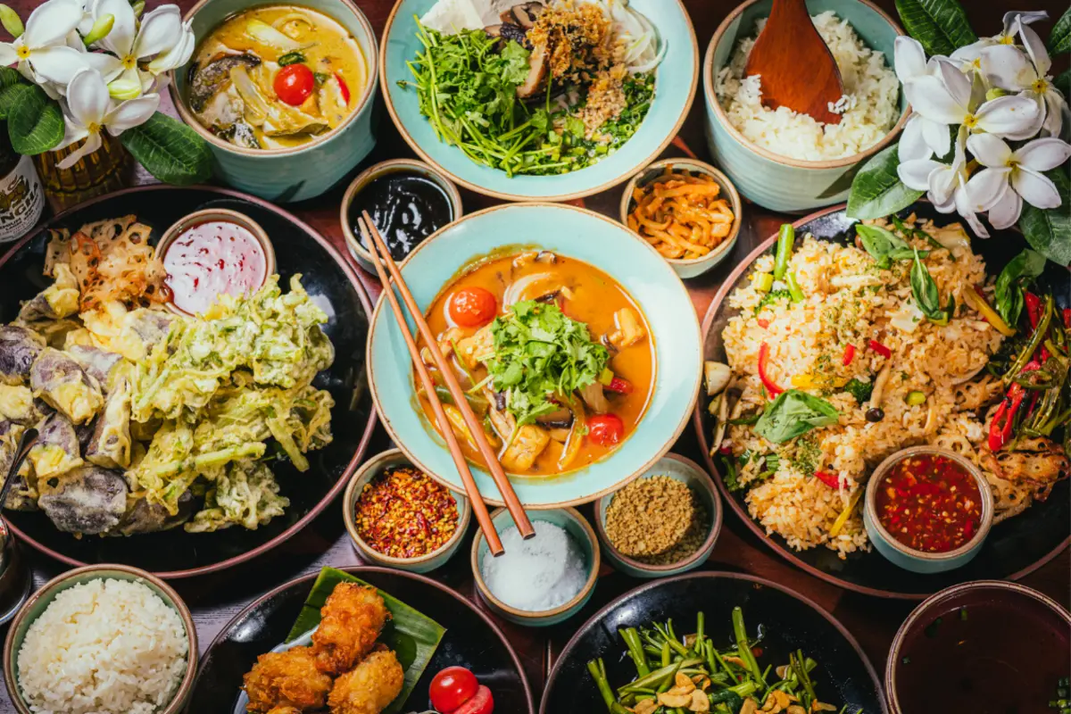 이태원 맛집 | 태국 현지 느낌 물씬! 이국적인 맛을 찾는다면 &#x27;쏭타이 본점&#x27; 썸내일